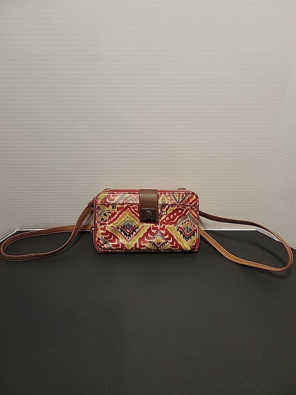 SakRoots Artist Circle Coated Canvas Crossbody/wristlet Purse/ Replaced Strap